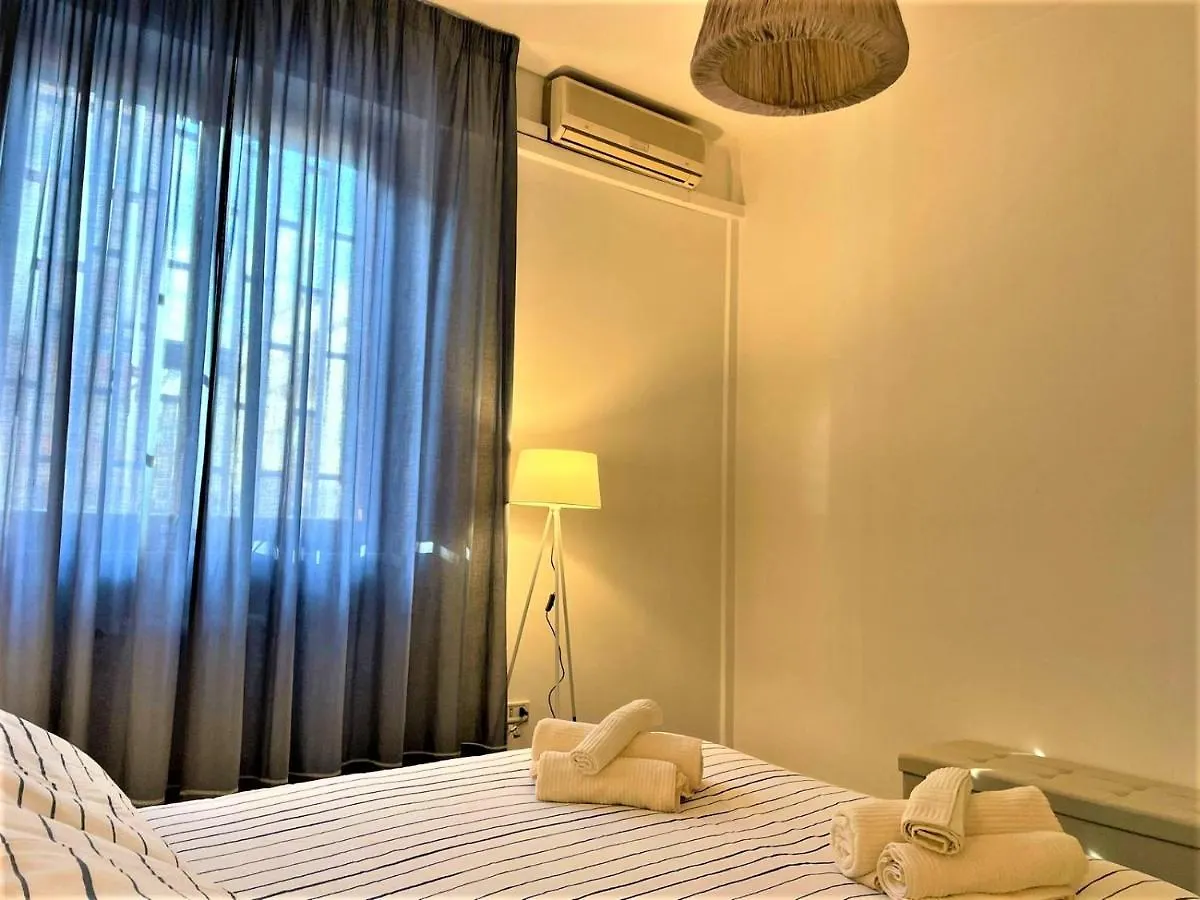 A Casa Di Jole - Bari City Center Apartment 0*,  Italy